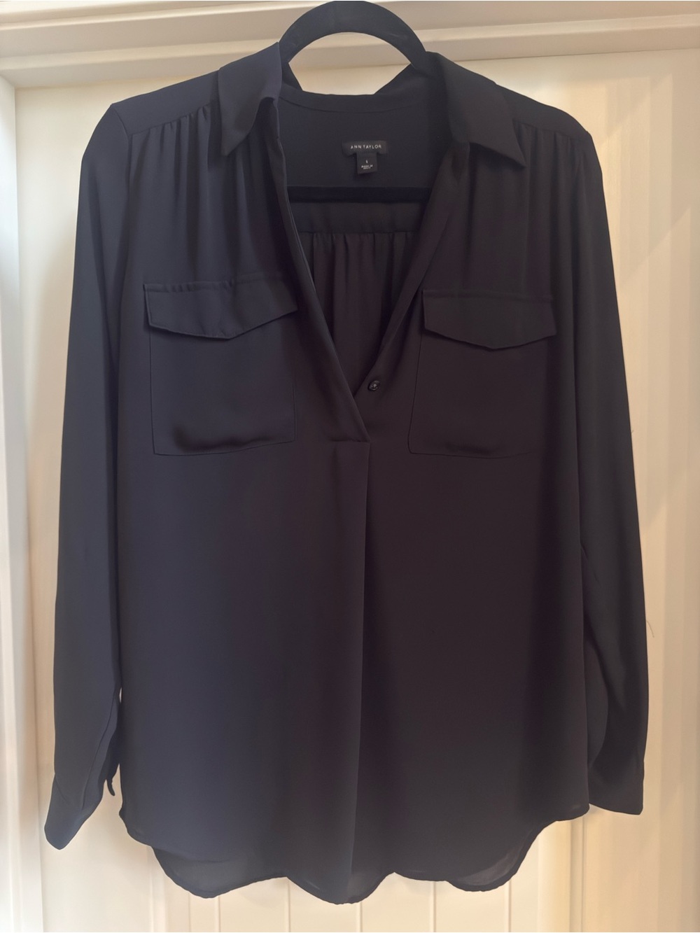 Ann Taylor Black Long-Sleeve V-Neck Blouse
